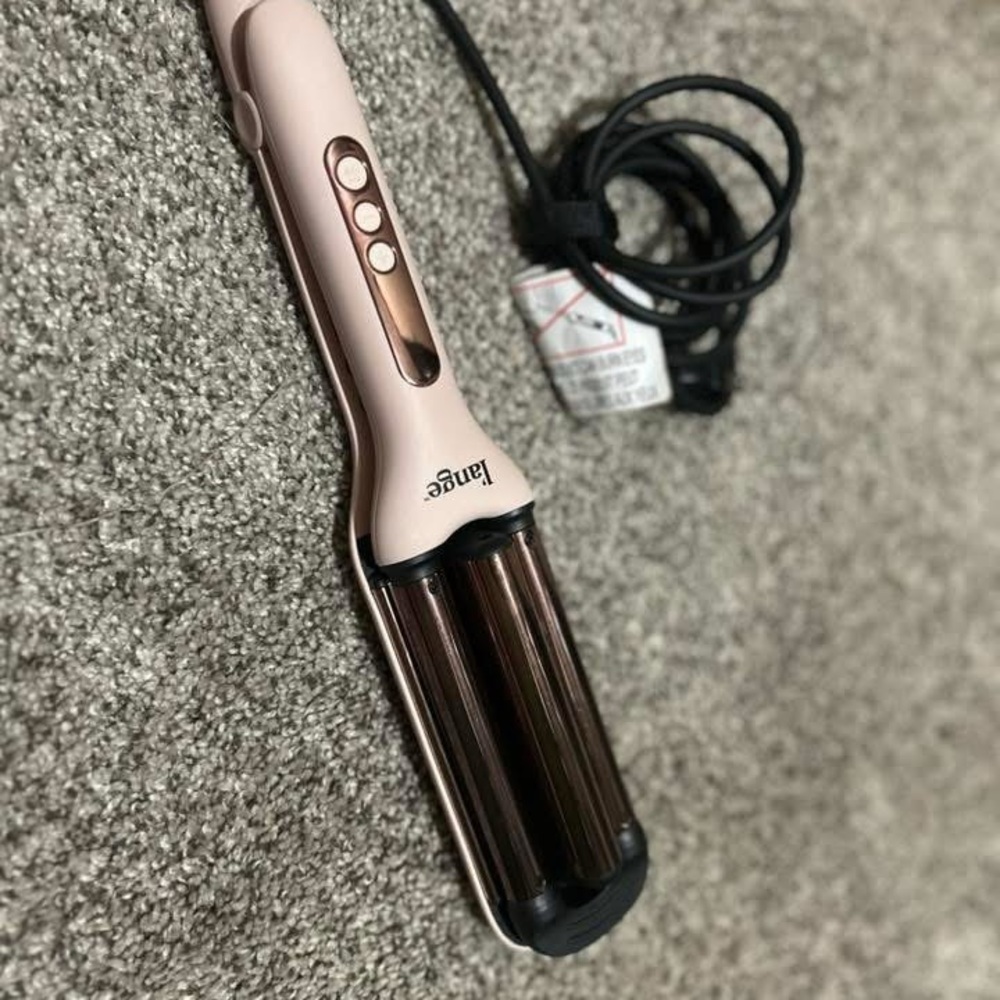 L'ange Hair Le Vogue Titanium Deep Waver